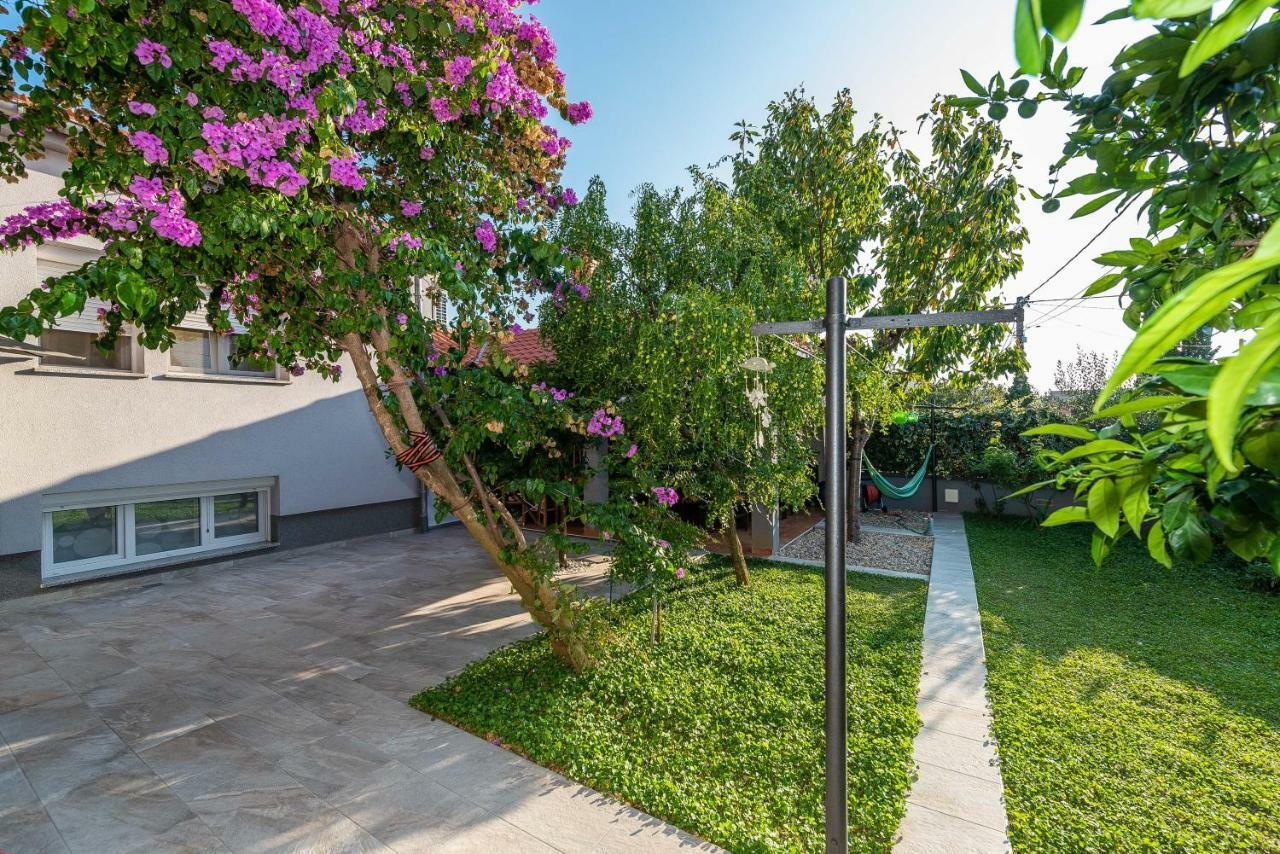 Apartments Luky Zadar Exterior foto
